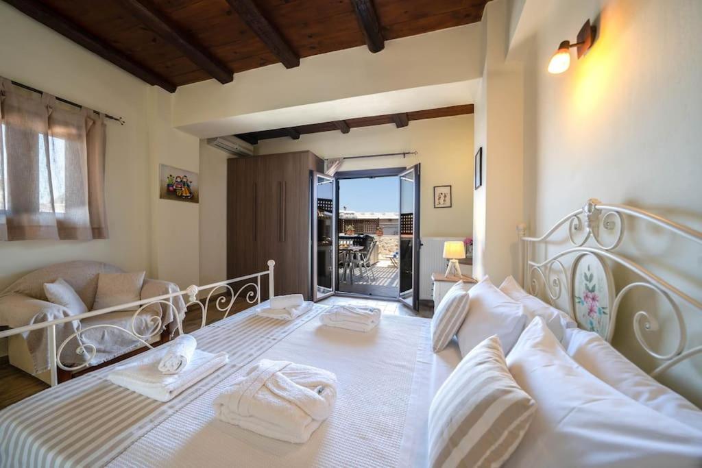 Arhontariki Luxury Apartment Pánormos エクステリア 写真