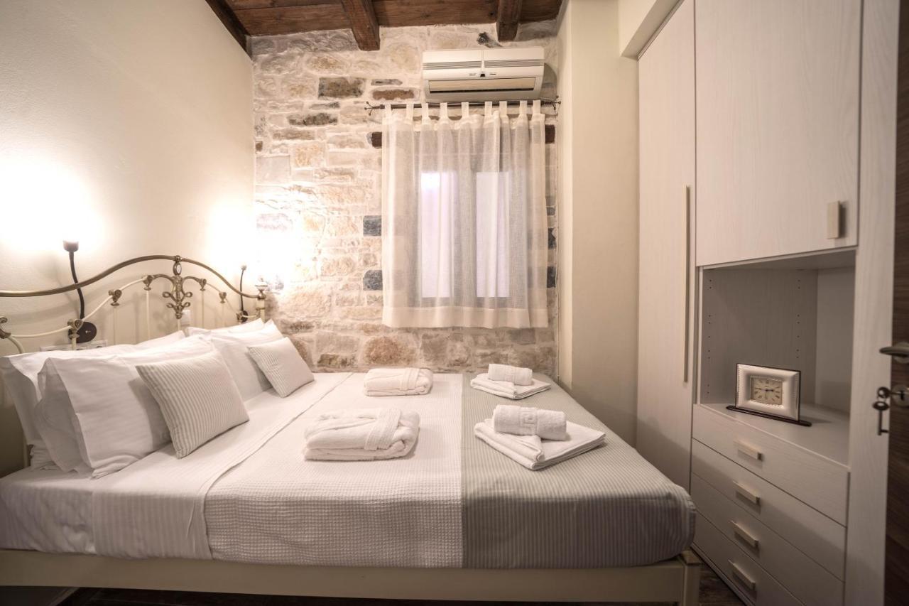 Arhontariki Luxury Apartment Pánormos エクステリア 写真