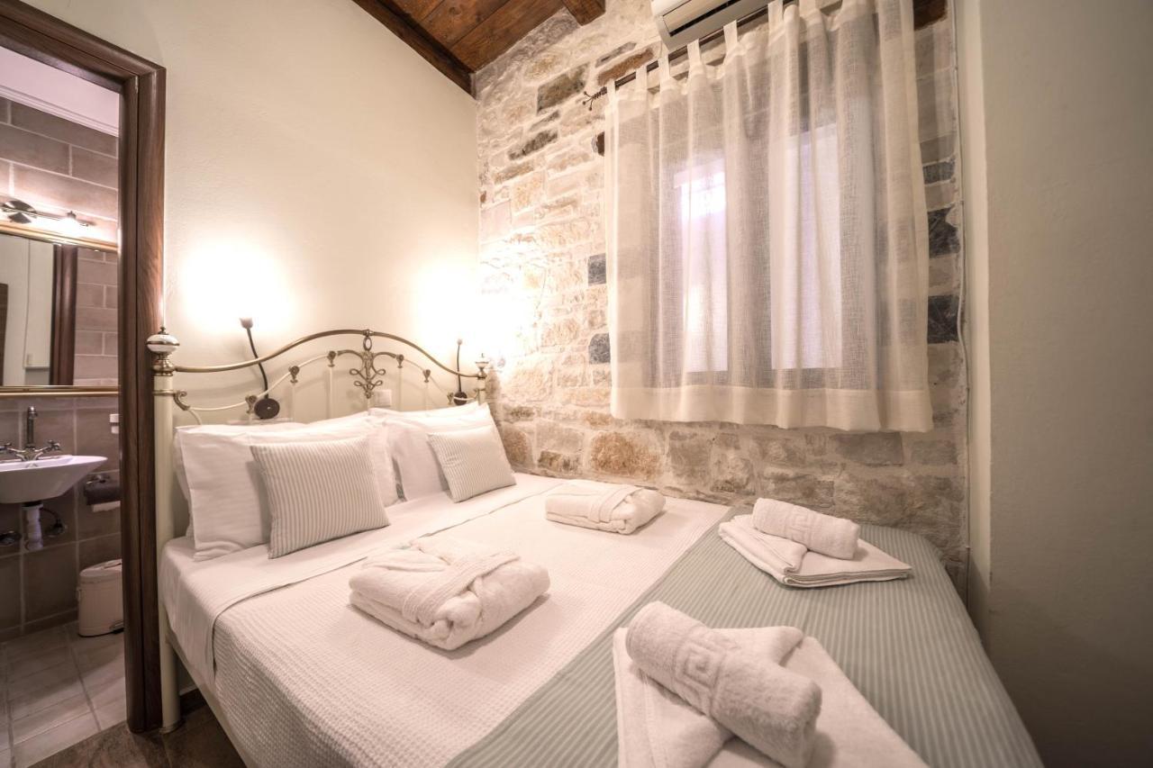 Arhontariki Luxury Apartment Pánormos エクステリア 写真