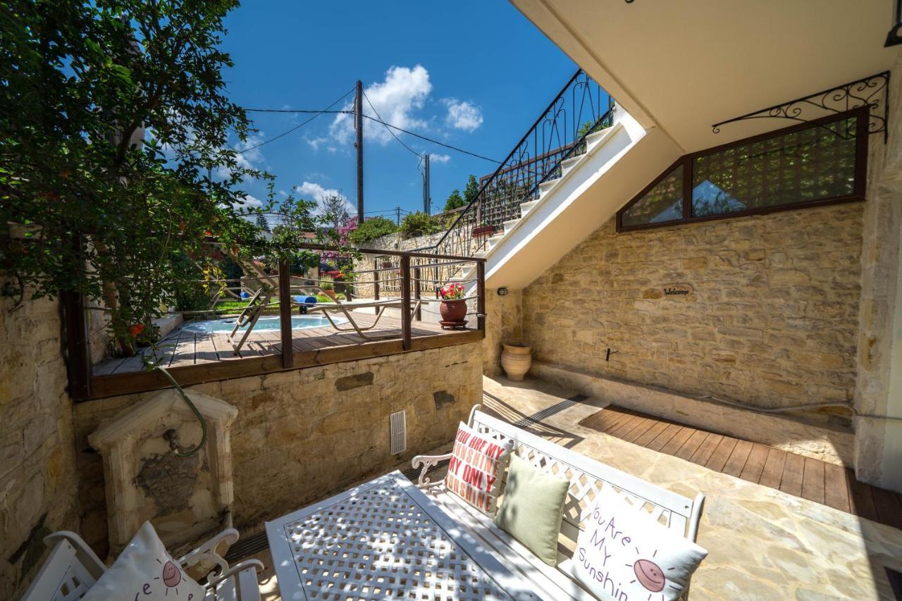 Arhontariki Luxury Apartment Pánormos エクステリア 写真